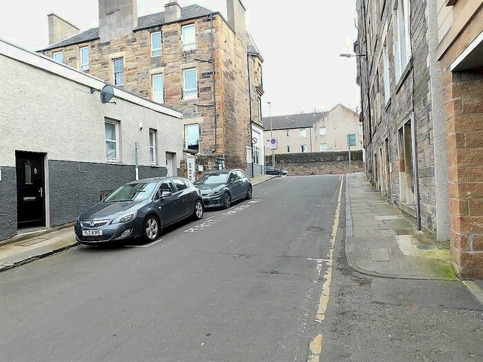 2 Bedroom Flat To Rent In Ardmillan Place, Edinburgh, EH11