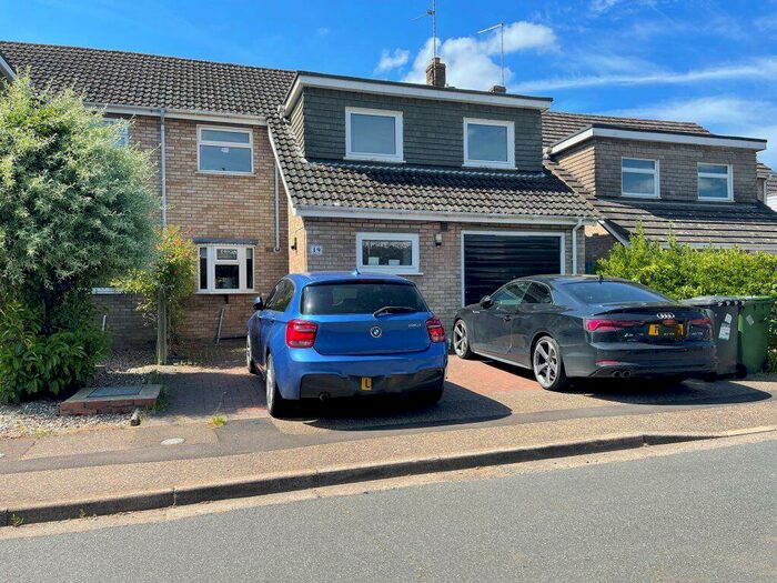 4 Bedroom Semi-Detached House To Rent In Fairmead Way, Peterborough, ., PE3