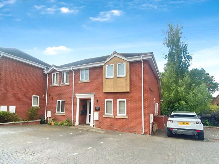 1 Bedroom Flat To Rent In Camp Hill Road, Nuneaton, Warwickshire, CV10
