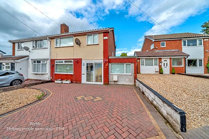 3 Bedroom Semi-detached House For Sale In Cardigan Avenue, Rugeley, WS15
