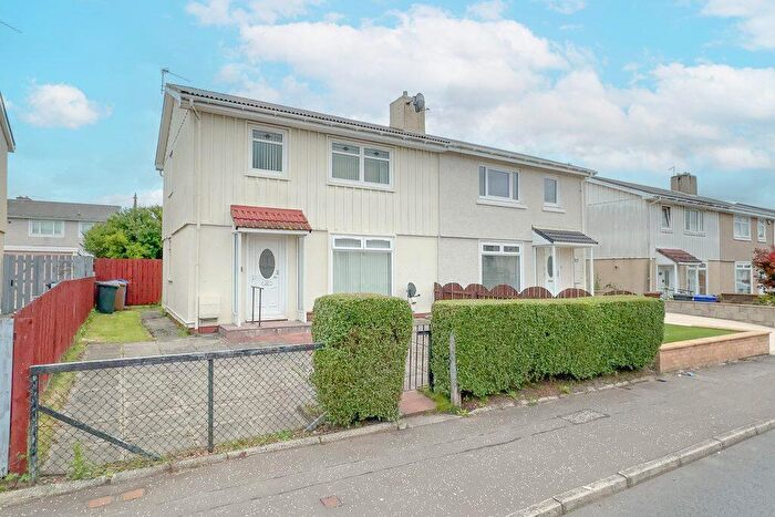 3 Bedroom Semi-Detached House For Sale In Dalton Avenue, Clydebank, G81
