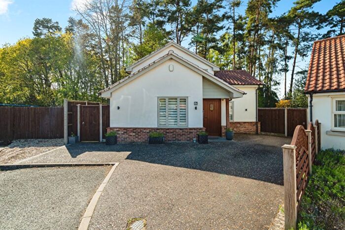 2 Bedroom Detached House For Sale In Mackenzie Road, Thetford, IP24