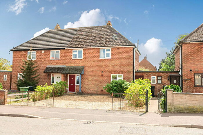 3 Bedroom Semi-Detached House For Sale In Cold Overton Road, Oakham, LE15