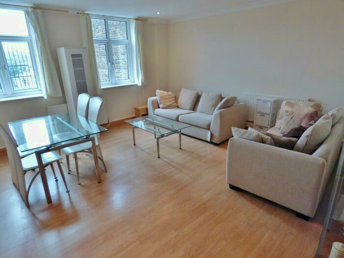 2 Bedroom Flat To Rent In Sednem Court, SE15
