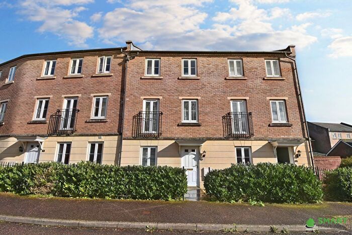 4 Bedroom Town House To Rent In Fleming Way, Exeter, EX2