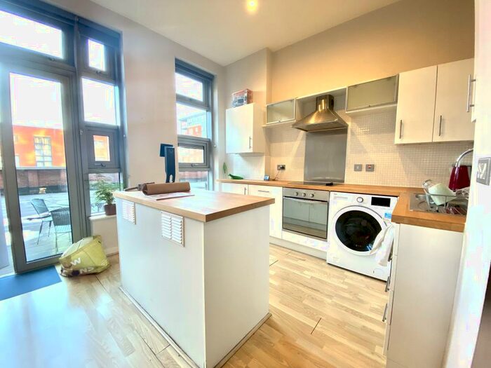 Apartment To Rent In Branston Street, Birmingham, B18