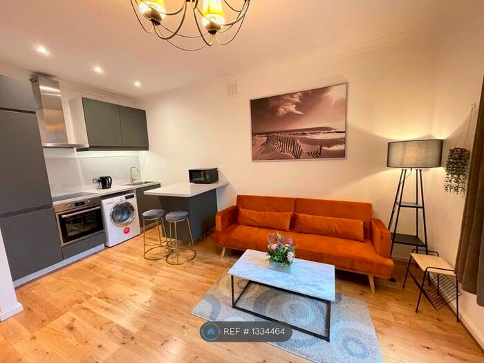 1 Bedroom Flat To Rent In Inverness Terrace, London, W2