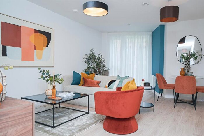 2 Bedroom Apartment For Sale In Belgrave Village, Griffiths Close, Birmingham, B12