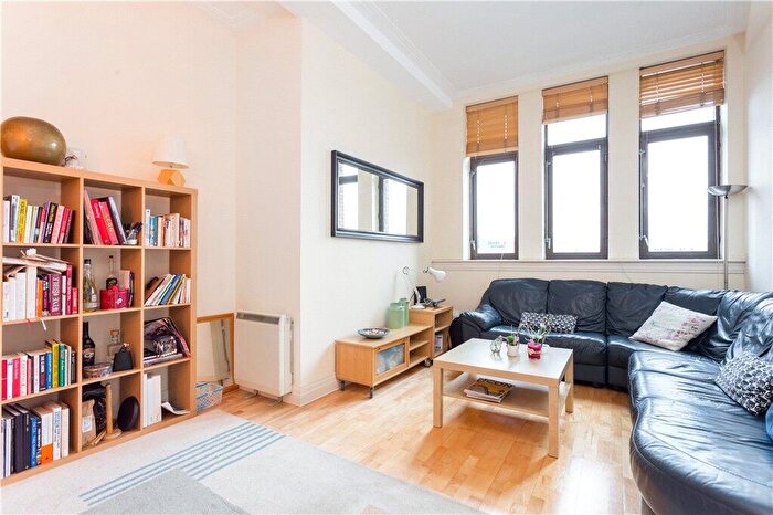 2 Bedroom Flat To Rent In Prescot Street, London, E1