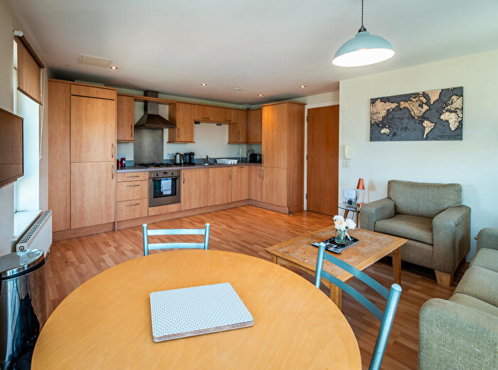 2 Bedroom Apartment To Rent In Waterfront Plaza, Nottingham, NG2