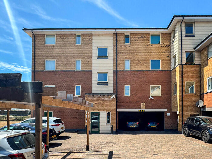 2 Bedroom Apartment To Rent In Orton Grove, Enfield, EN1