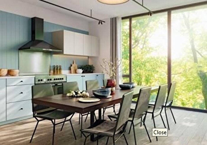 1 Bedroom Flat For Sale In High Street, Brentford, TW8