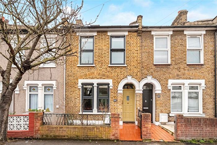 4 Bedroom Terraced House For Sale In Coopers Lane, Leyton, E10