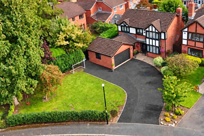 4 Bedroom Detached House For Sale In Orchard Drive, Whittle-Le-Woods, PR6