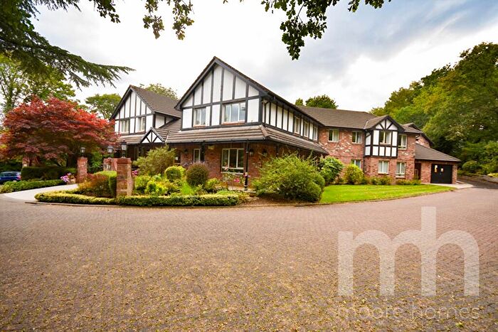 2 Bedroom Apartment For Sale In Woburn Court, Towers Road, Poynton, SK12