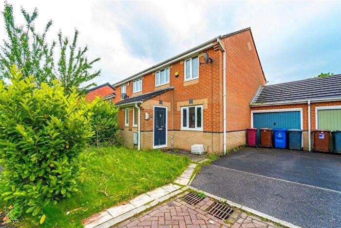 3 Bedroom End Terrace House For Sale In Williams Drive, Blackburn, BB2