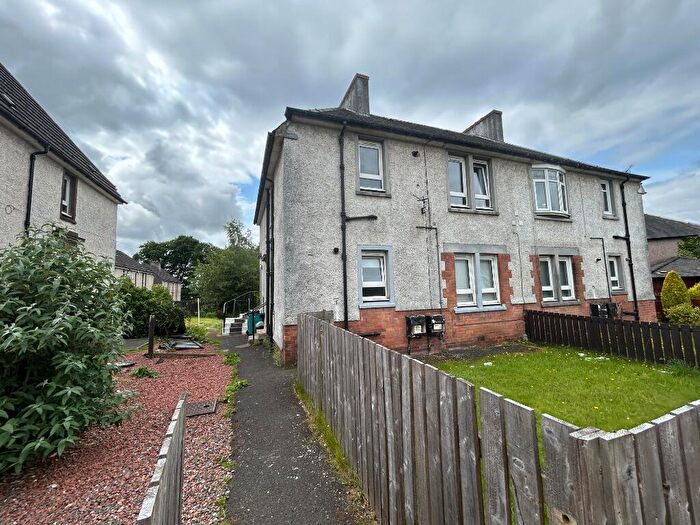 2 Bedroom Flat To Rent In McCulloch Avenue, Uddingston, G71