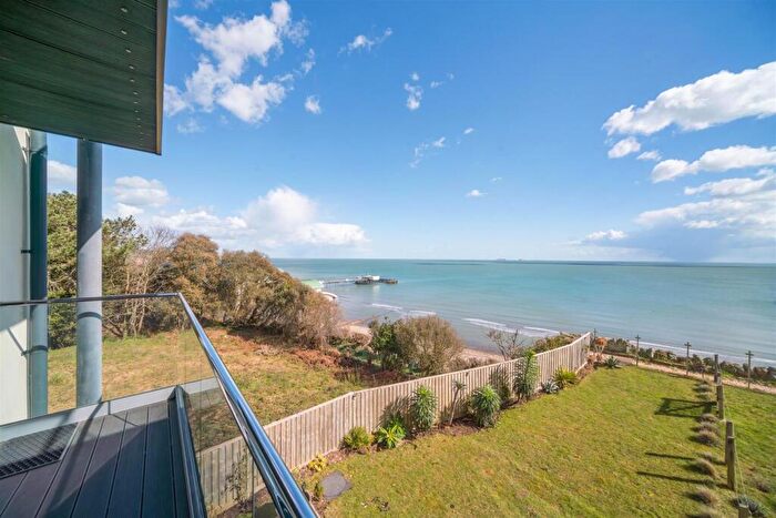 2 Bedroom Apartment For Sale In Sandown, Isle Of Wight, PO36