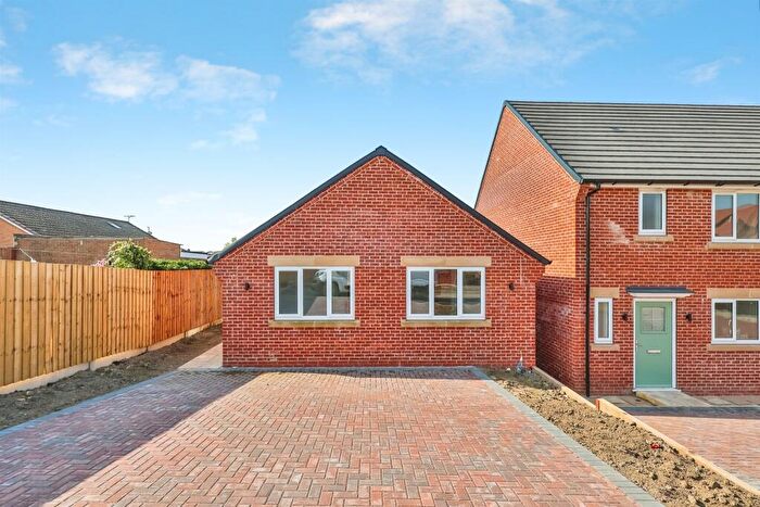 2 Bedroom Detached Bungalow For Sale In Pinfold Road, Giltbrook, Nottingham, NG16