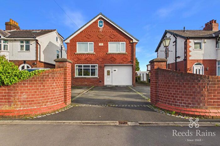 4 Bedroom Detached House For Sale In Liverpool Road, Penwortham, Preston, Lancashire, PR1