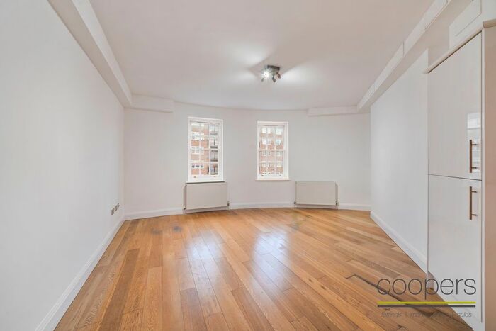 1 Bedroom Flat To Rent In Stockwell Road, London, SW9