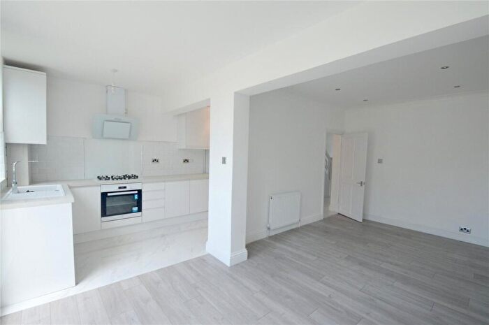 4 Bedroom Terraced House To Rent In Midhurst Avenue, Croydon, CR0