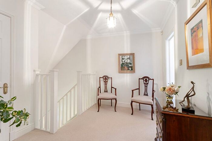 2 Bedroom Flat For Sale In Lancaster House, Park Lane, Stanmore, HA7