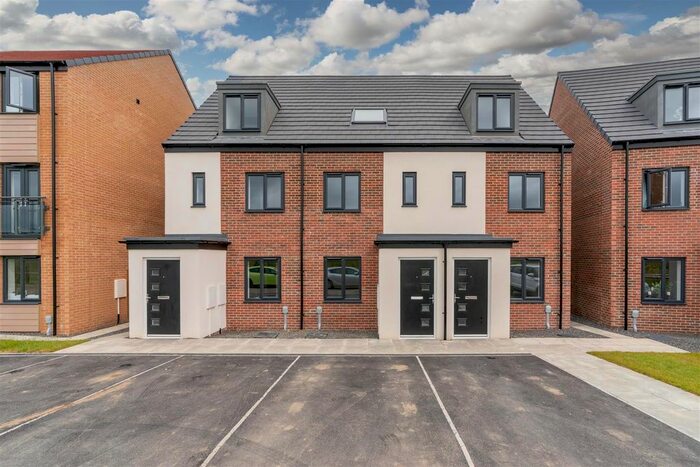 3 Bedroom Terraced House To Rent In Poppy Place, The Maples, Great Park, NE13