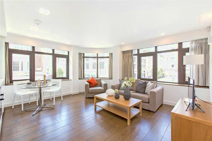 1 Bedroom Flat To Rent In Hallam Street, Marylebone, London, W1W