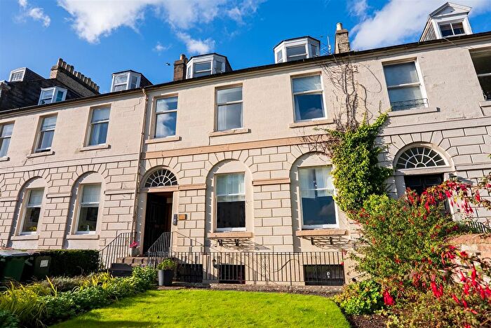 1 Bedroom Flat For Sale In D Barossa Place, Perth, PH1