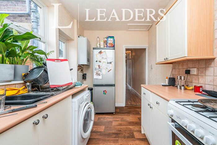 2 Bedroom Terraced House To Rent In Londesborough Road, Southsea, PO4