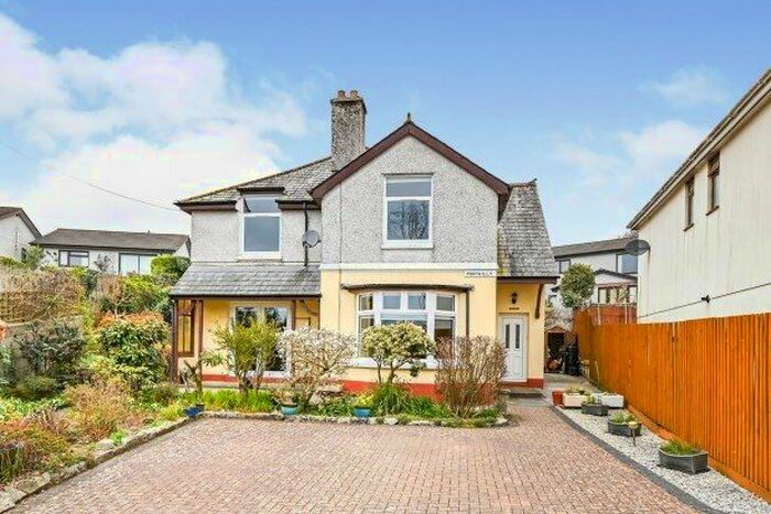 3 Bedroom Property To Rent In New Road, Liskeard PL14