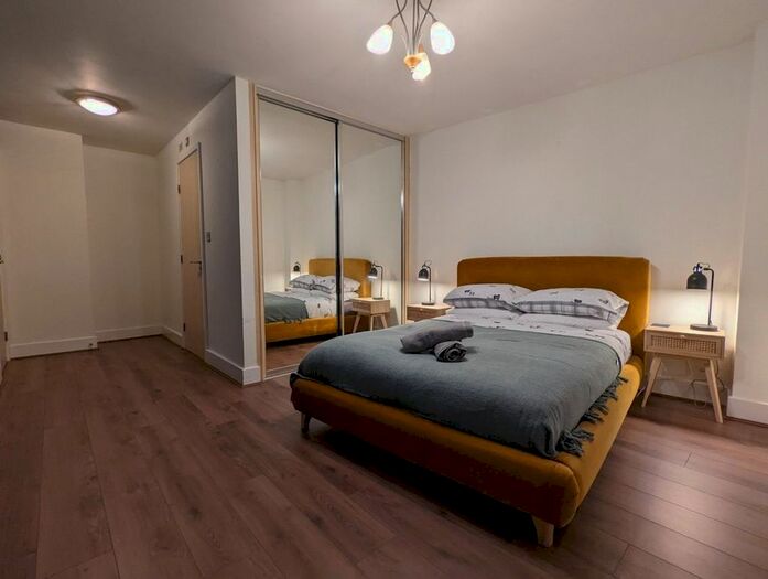 2 Bedroom Flat To Rent In Sheepcote Street, Birmingham, B16