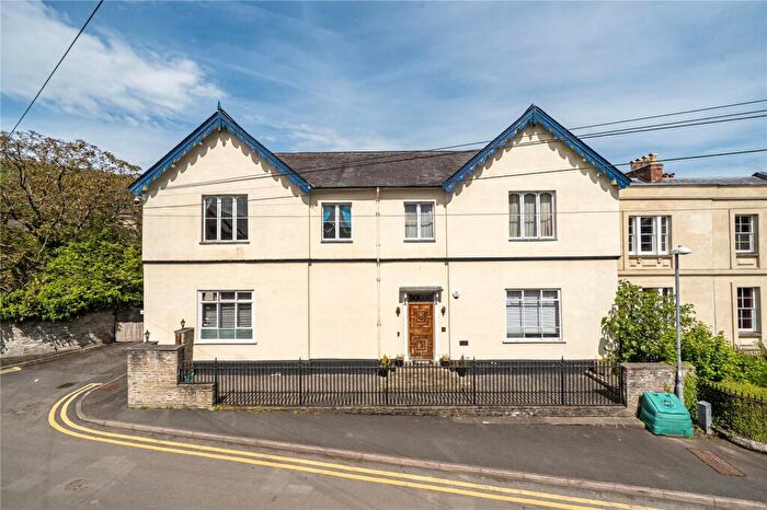 4 Bedroom Apartment For Sale In Wylcwm Street, Knighton, Powys, LD7