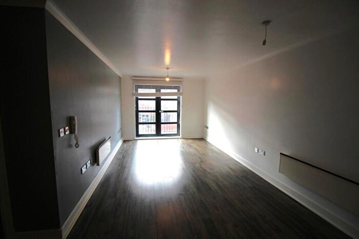 2 Bedroom Apartment To Rent In Thornlea Court, SR2