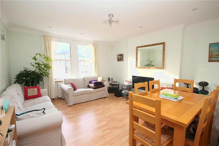 2 Bedroom Flat To Rent In Sinclair Gardens, Brook Green, W14