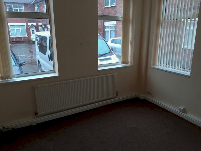 2 Bedroom Flat To Rent In Thorne Road, Doncaster, DN1