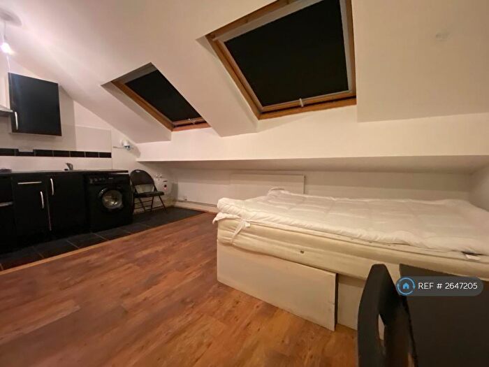 Studio To Rent In Grange Park Road, Thornton Heath, CR7