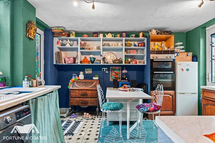 3 Bedroom Terraced House For Sale In Woodcroft, Harlow, CM18