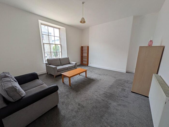 2 Bedroom Flat To Rent In King Street, Aberdeen, AB24