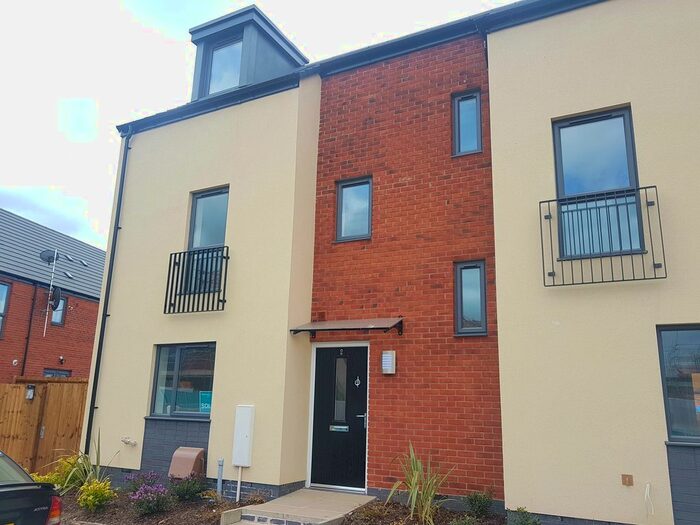 4 Bedroom End Of Terrace House To Rent In Pearson Avenue, Belgrave, Leicester, LE4