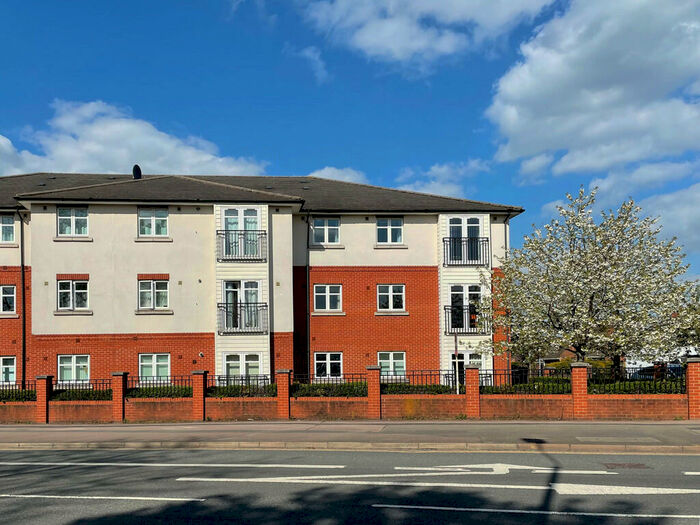 2 Bedroom Apartment To Rent In Racecourse Mews, Loughborough, LE11