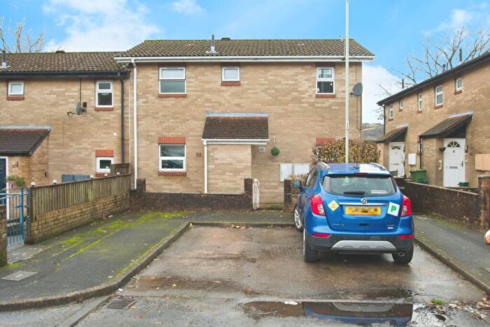 2 Bedroom Semi-Detached House For Sale In Maes Yr Awel, Pontypridd, CF37