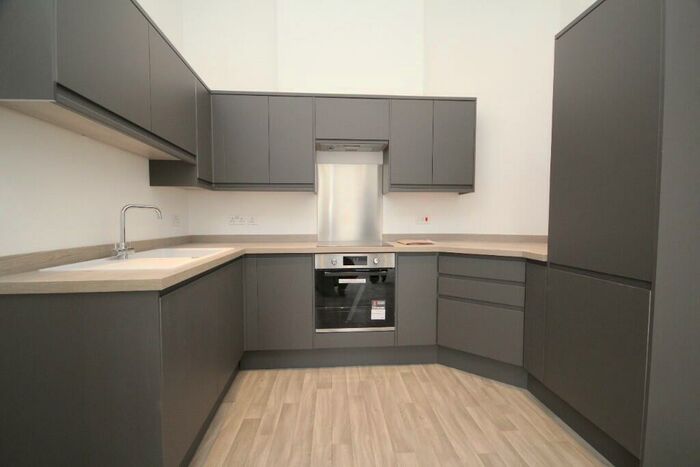 1 Bedroom Flat To Rent In High Street, Poole, Dorset, BH15