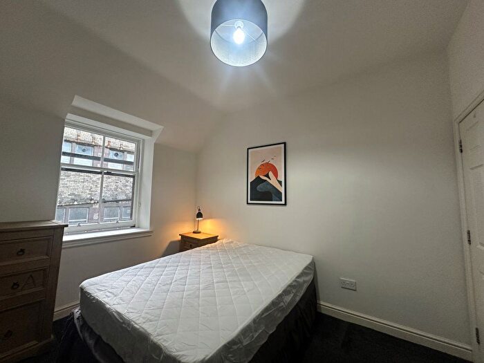 2 Bedroom Semi Detached House To Rent In Albert Square, Meadowside, Dundee, DD1