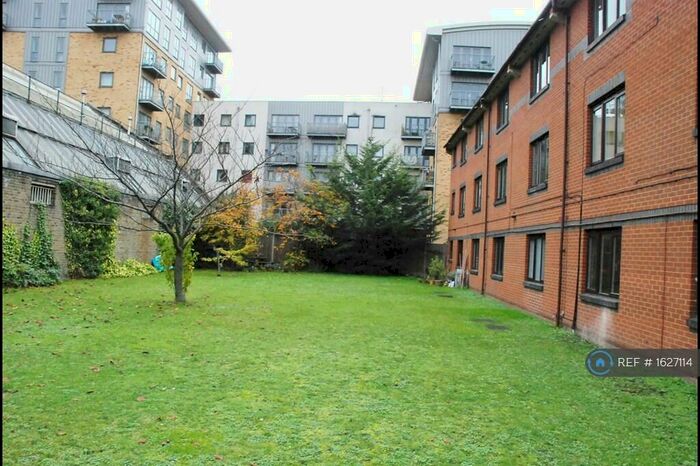 2 Bedroom Flat To Rent In Wrexham Road, London, E3