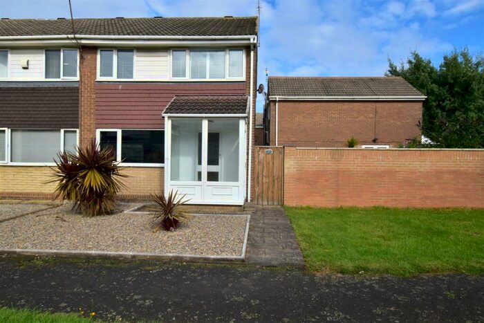 3 Bedroom Terraced House To Rent In Fairlands East, Fulwell, Sunderland, SR6
