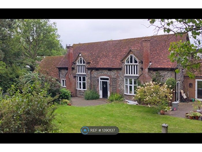 5 Bedroom Semi-Detached House To Rent In Harthall Lane, Kings Langley, WD4