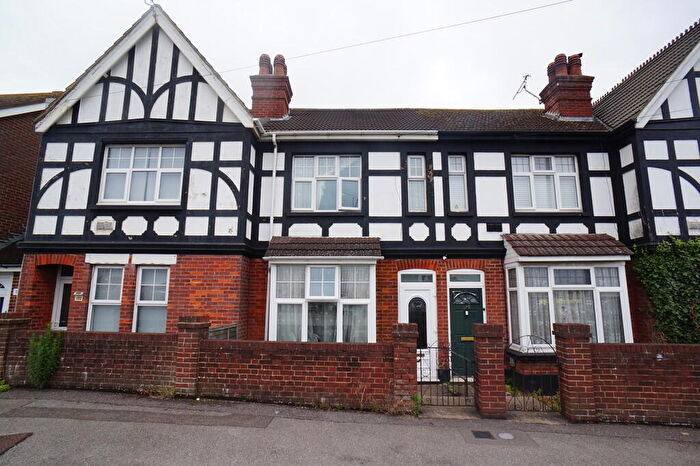 2 Bedroom Terraced House To Rent In Trafalgar Road, Portslade, BN41