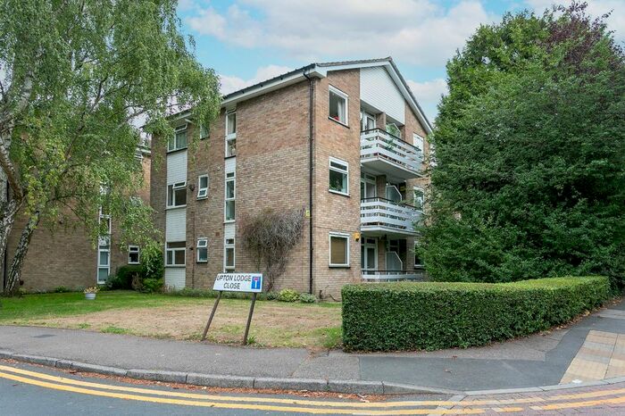 1 Bedroom Flat To Rent In Upton Lodge Close, Bushey, Hertfordshire, WD23
